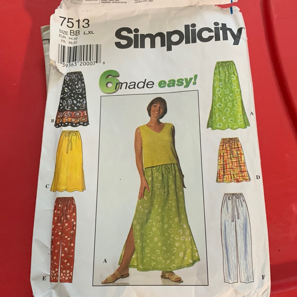 Simplicity misses skirt and pants pattern